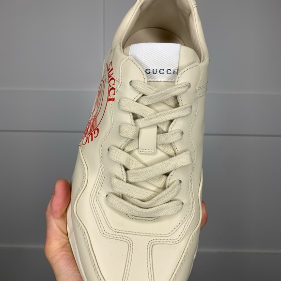Gucci Rhyton Disk Print Beige Sneakers - Picture 2 of 9